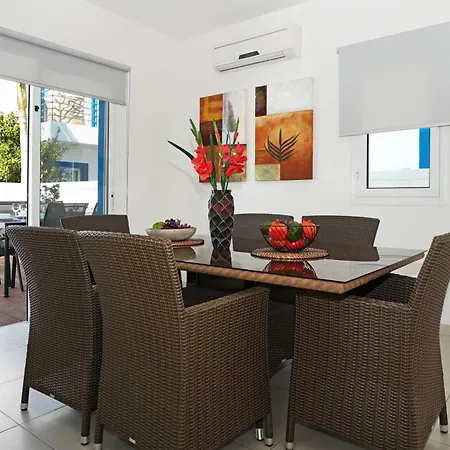 Vakantiehuis Annabel - 5min To Kapparis Paralimni